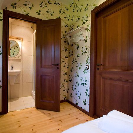 Piena Muiza - Berghof Hotel & Spa Sieksate Eksteriør billede