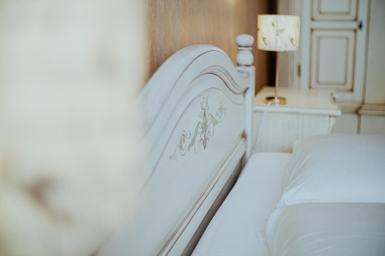 Piena Muiza - Berghof Hotel & Spa Sieksate Eksteriør billede