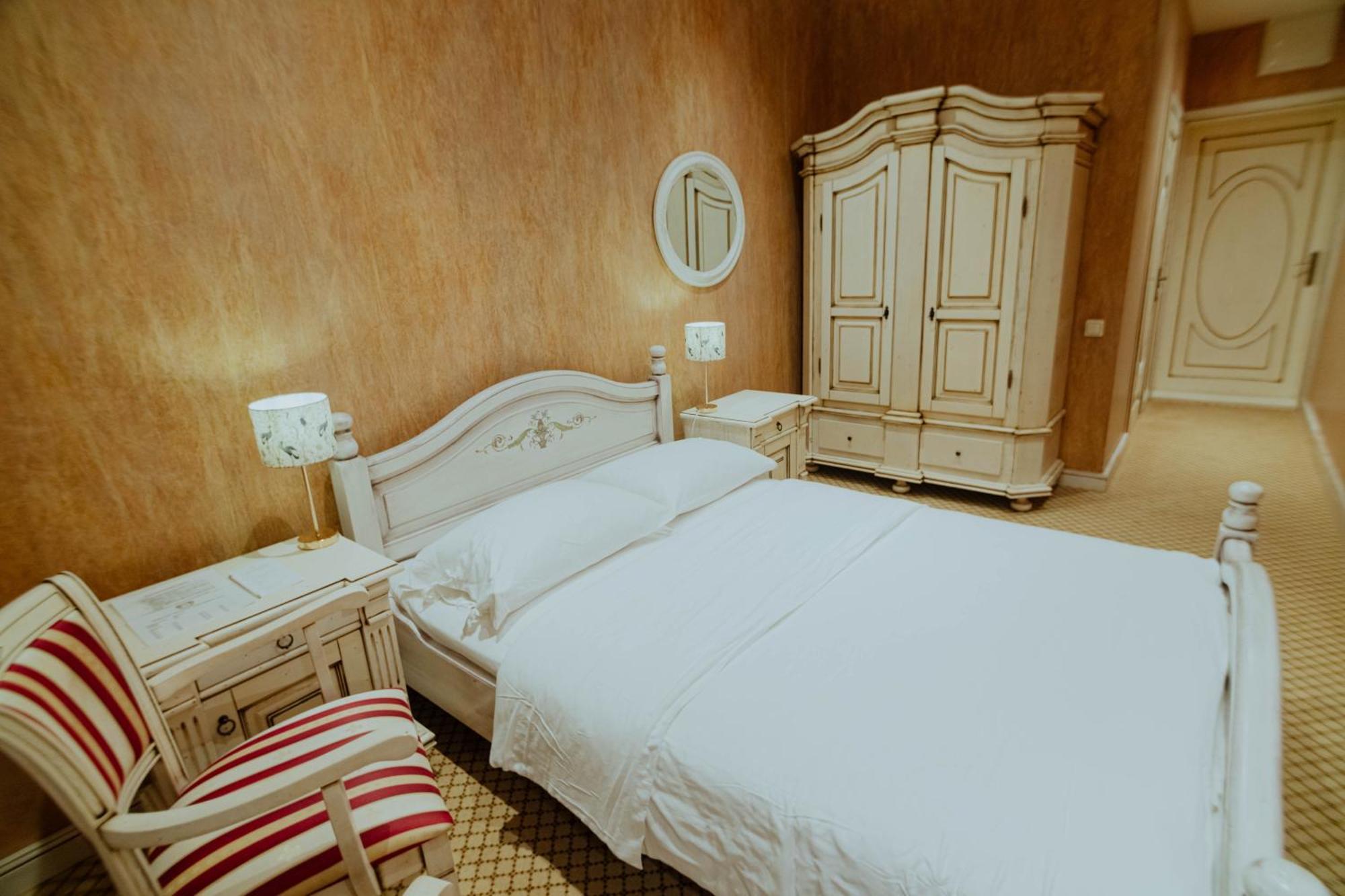 Piena Muiza - Berghof Hotel & Spa Sieksate Værelse billede
